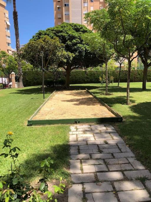 Precioso Apartamento En Urbanizacion Junto Al Mar. Alicante Exteriér fotografie