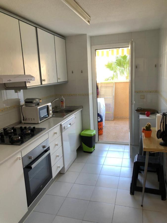Precioso Apartamento En Urbanizacion Junto Al Mar. Alicante Exteriér fotografie