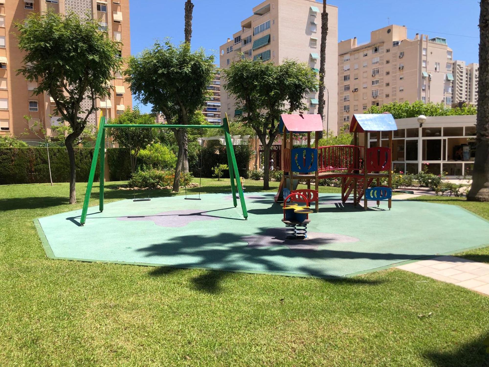 Precioso Apartamento En Urbanizacion Junto Al Mar. Alicante Exteriér fotografie