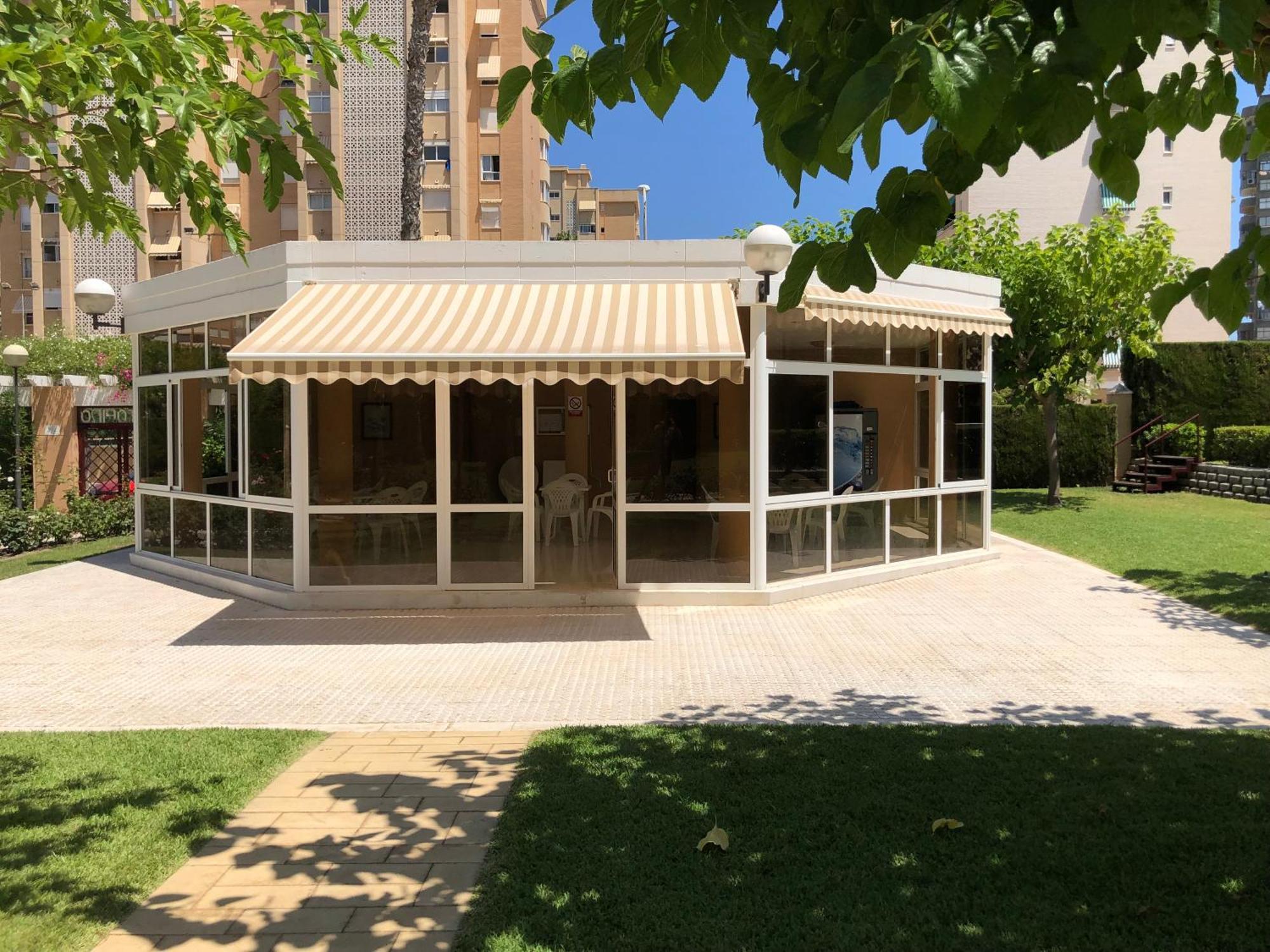 Precioso Apartamento En Urbanizacion Junto Al Mar. Alicante Exteriér fotografie